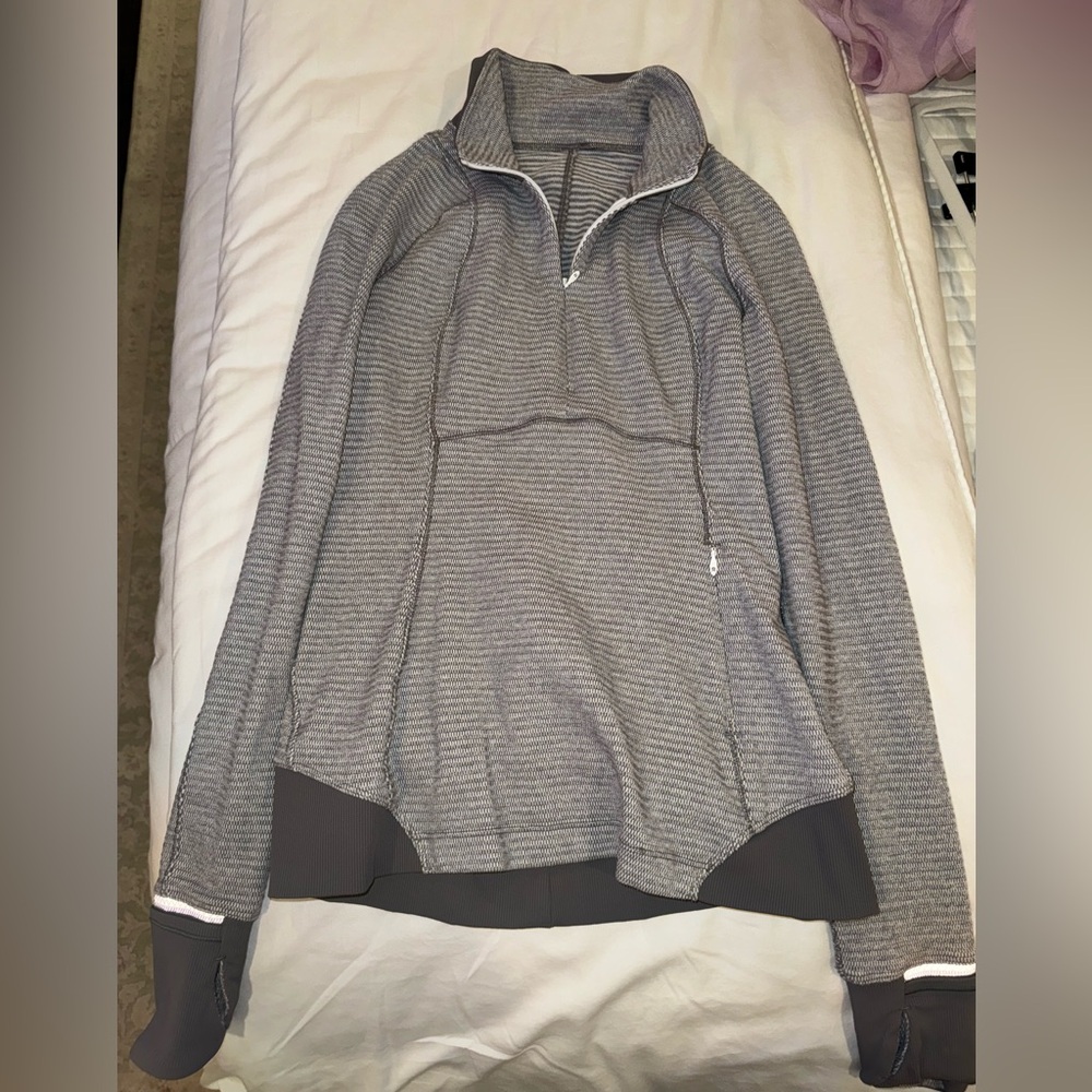 Lululemon Run Briskly 1/2 Zip